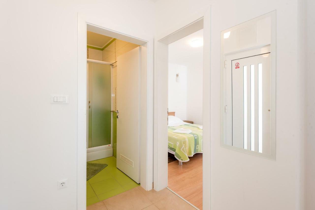 Apartmani Gelo เคล็ค ภายนอก รูปภาพ