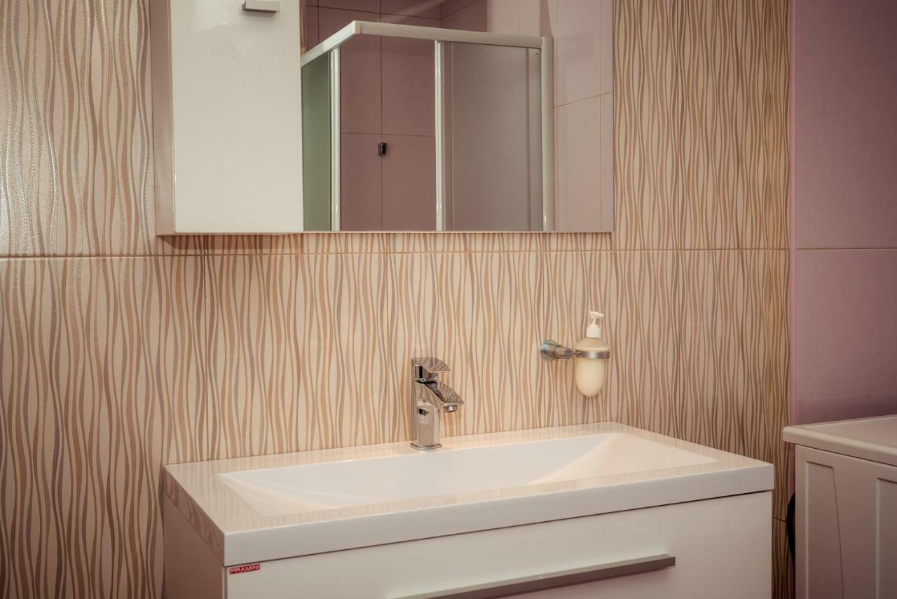Apartmani Gelo เคล็ค ภายนอก รูปภาพ