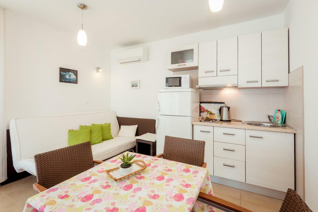 Apartmani Gelo เคล็ค ภายนอก รูปภาพ