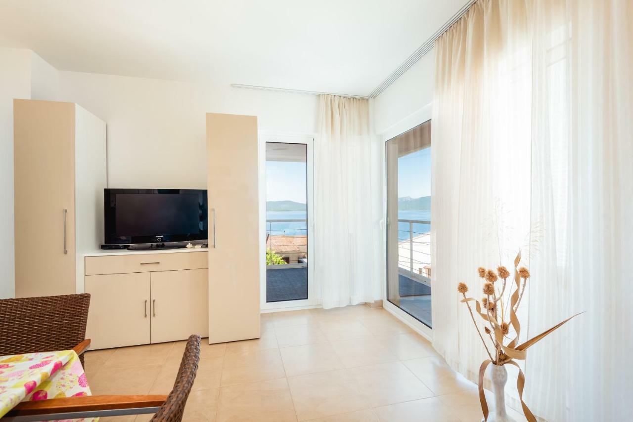 Apartmani Gelo เคล็ค ภายนอก รูปภาพ