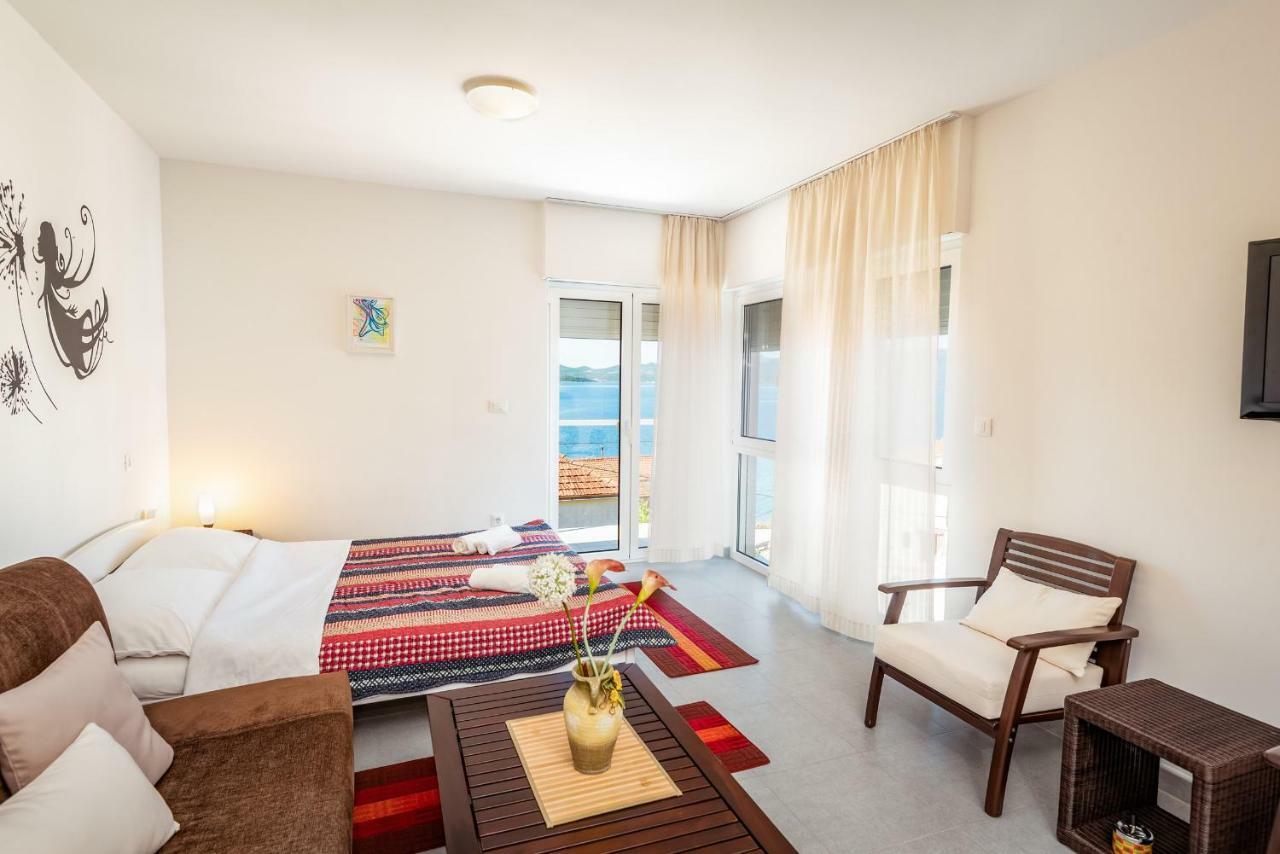 Apartmani Gelo เคล็ค ภายนอก รูปภาพ